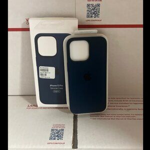 New Apple iPhone 13 Pro Silicone Case for MagSafe